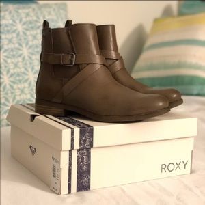 Roxy Leather Boots